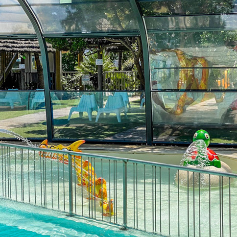 camping carcans avec piscine