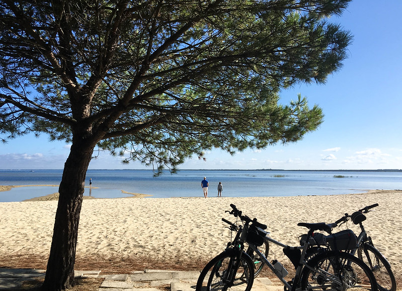 canoë au lac à Lacanau